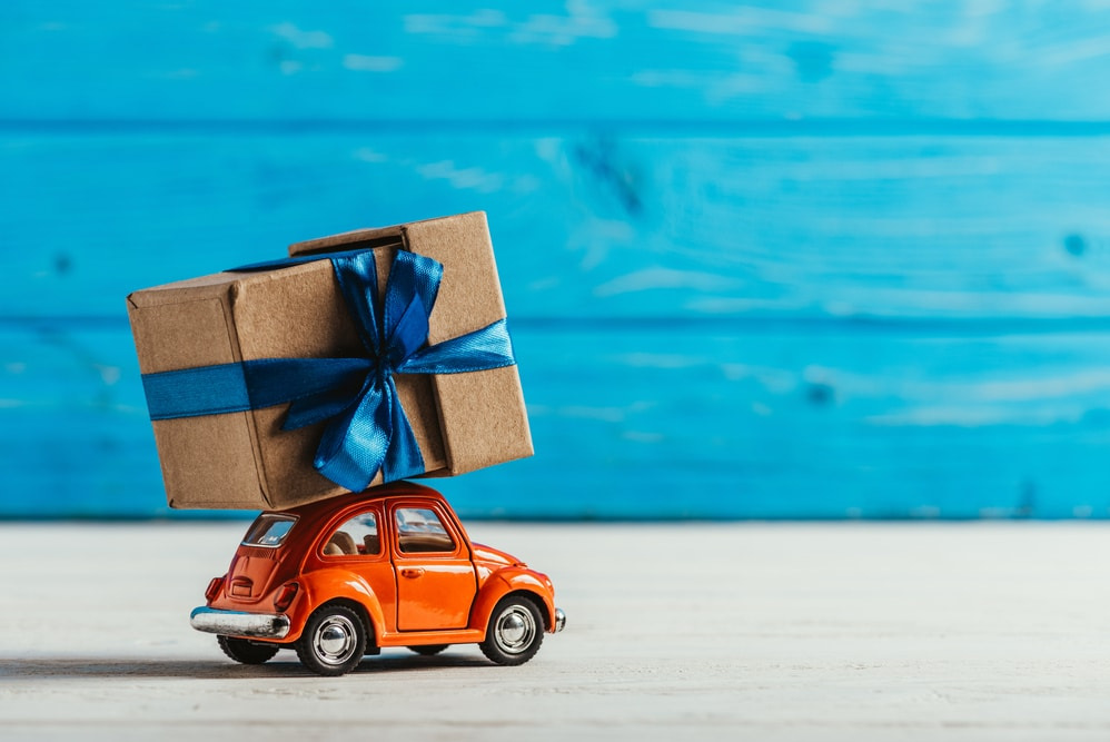 Quoi offrir pour une voiture : idées de cadeaux pratiques et stylés