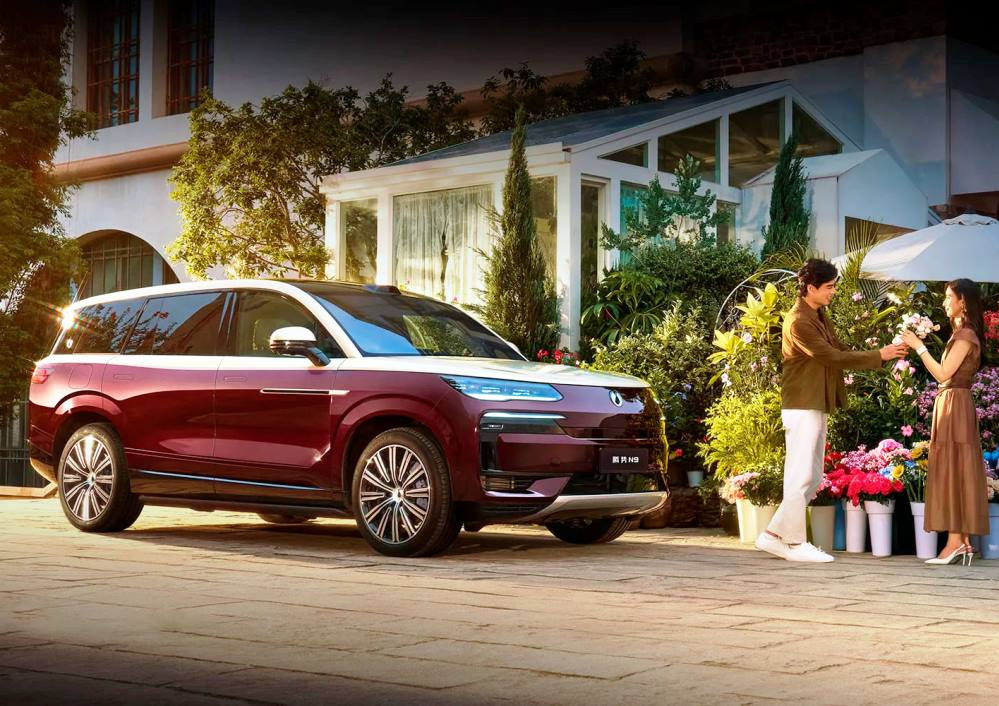 Essai du Denza N9 Plug-in Hybrid : le géant hybride phare de BYD