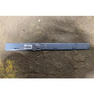 Déstockage baguette chromée au-dessus de la plaque d’immatriculation (inox) photo 2