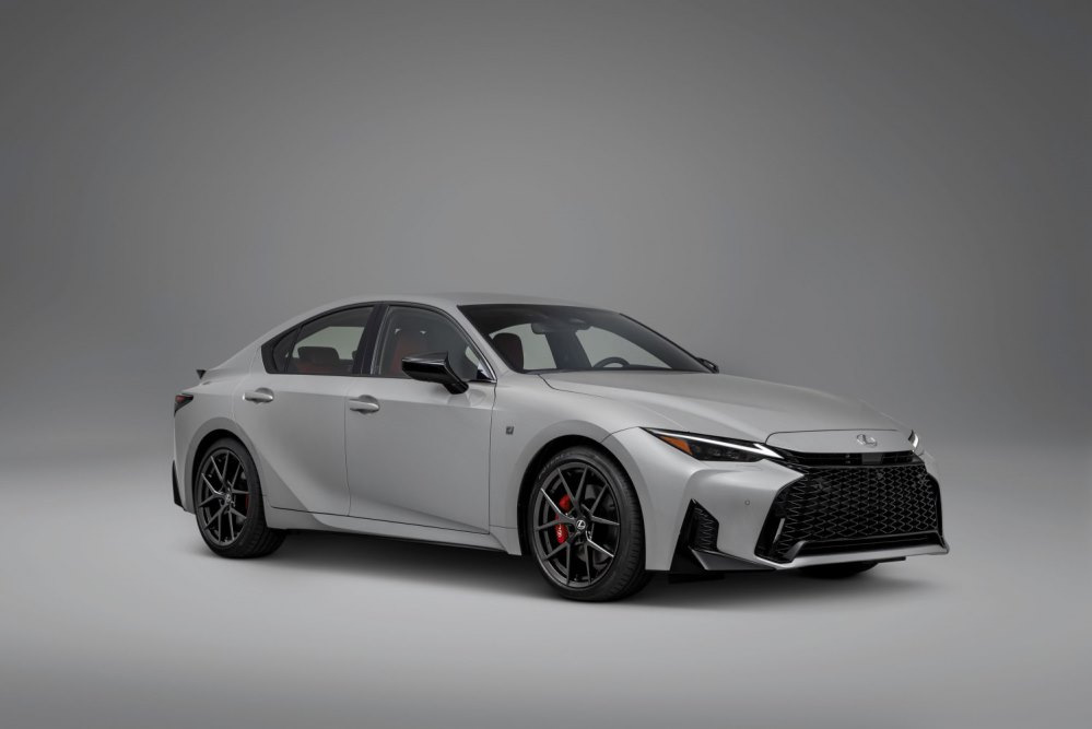 Lexus IS (XE30, restylage 2025) : essai de la berline sportive premium