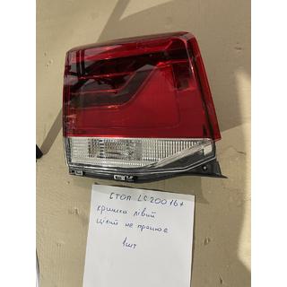 Déstockage Feu arrière intérieur gauche 2016-2021 (standard OEM) (sur couvercle de coffre) (intact, ne fonctionne pas) Toyota Land Cruiser 200 2007-2021 photo 1