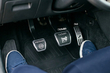 Disposition des pédales en voiture : guide simple pour débutants photo 1