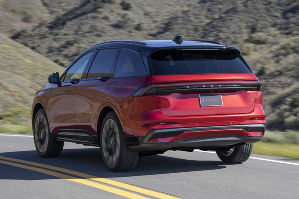 Essai du Lincoln Nautilus 2025 : luxe et technologies dans le segment intermédiaire Photo 5