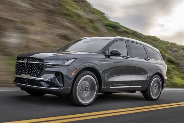 Essai du Lincoln Nautilus 2025 : luxe et technologies dans le segment intermédiaire Photo 1
