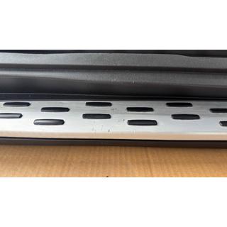Déstockage Marchepieds latéraux design original (sans vis, 2 pcs) Kia Stonic 2017- photo 1