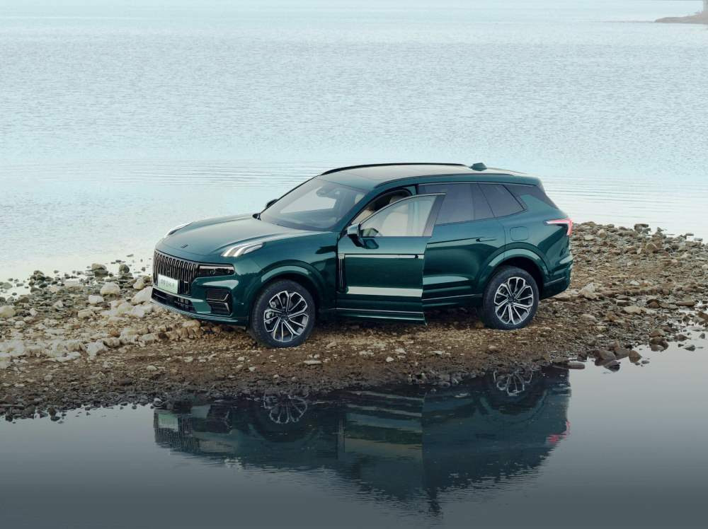 Essai du puissant crossover premium Lynk & Co 09