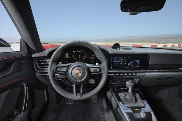 Essai de la Porsche 911 GT3 (992) : caractéristiques techniques, équipements, photos Photo 6