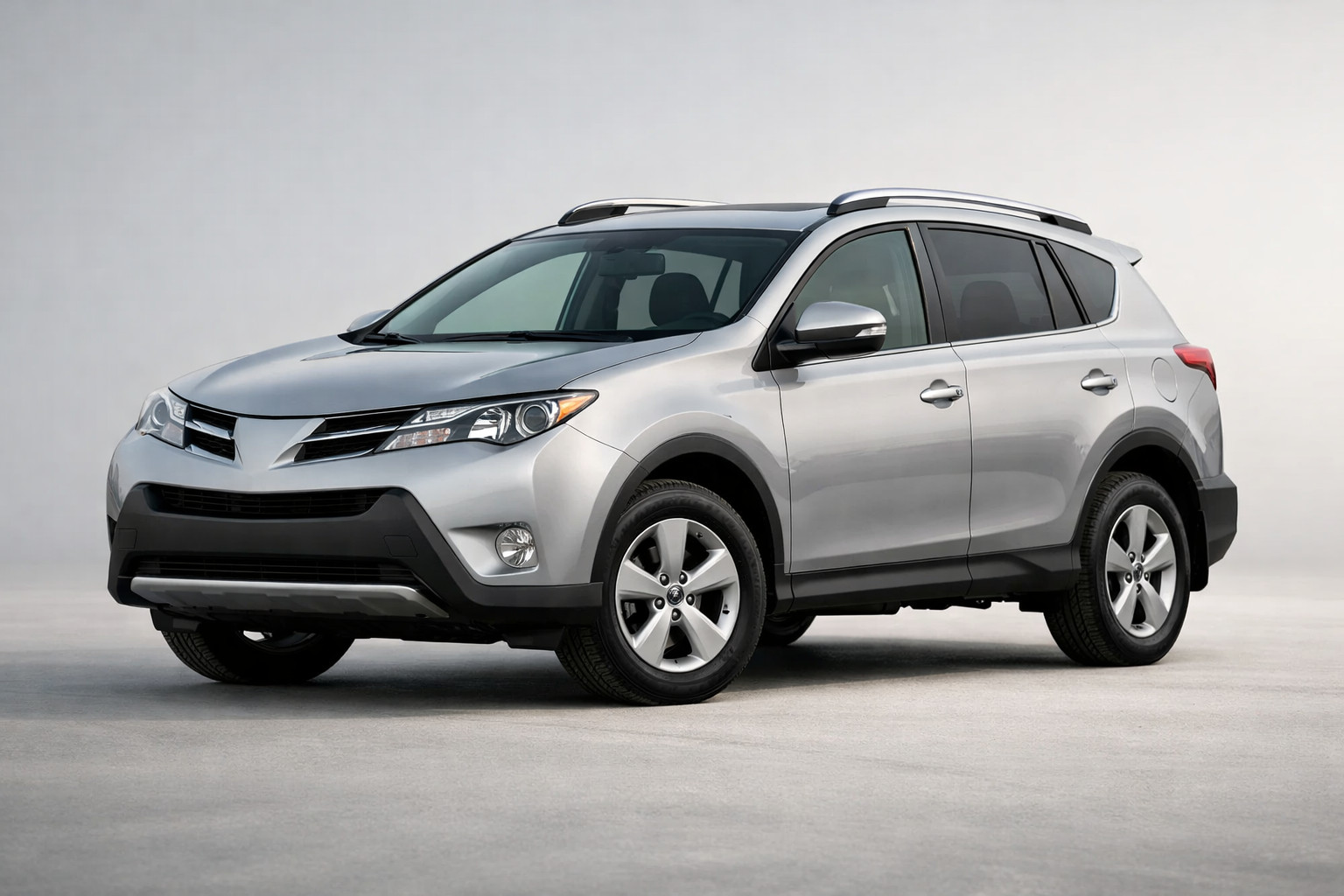 Toyota RAV4 (2013-2018) : essai d’un crossover pragmatique, sans drama
