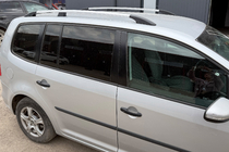 Volkswagen Touran 2010-2015 Barres de toit chromées photo 9