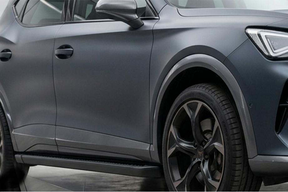 Cupra Formentor 2020- Marchepieds latéraux Allmond Black (2 pcs, Aluminium) Image