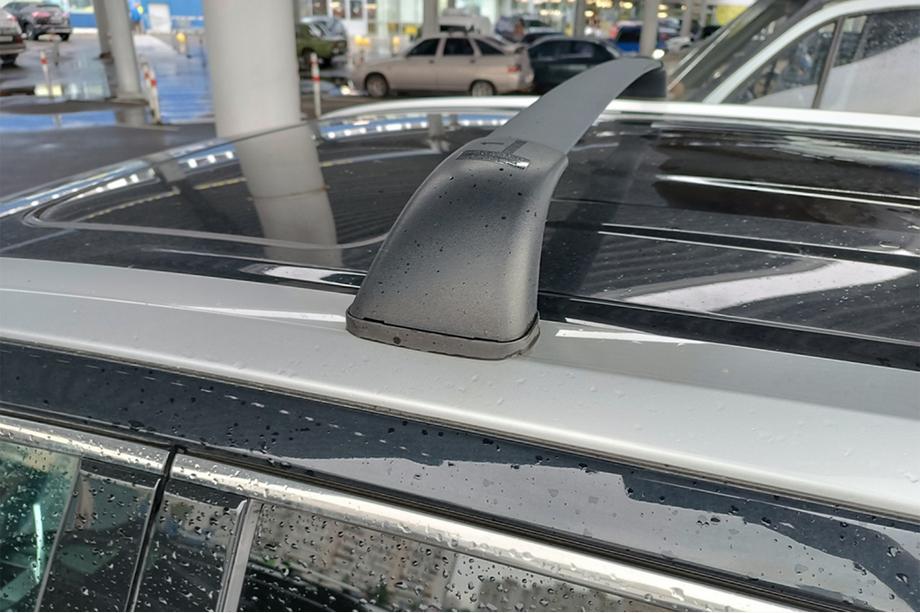 Toyota Highlander 2013-2019 Barres de toit transversales pour rails intégrés OEM (2 pièces) Gris Photo 8