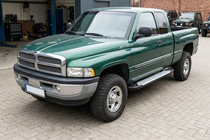 Dodge RAM (BR/BE) 1994–2002 Marchepieds lateraux Allmond Grey (2 pcs, aluminium) photo 1
