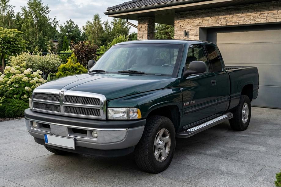Dodge RAM (BR/BE) 1994–2002 Marchepieds Latéraux Vision New Black (2 pcs, Aluminium) Photo 1