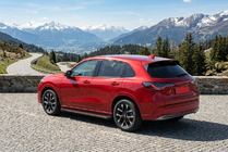 Honda ZR-V 2022- Marchepieds latéraux Maya Red (2 pcs, Aluminium) photo 1