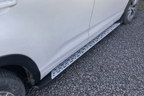 Toyota Highlander 2013-2019 Marchepieds Design Original (pour EU et USA, 2 pcs, Aluminium) photo 1