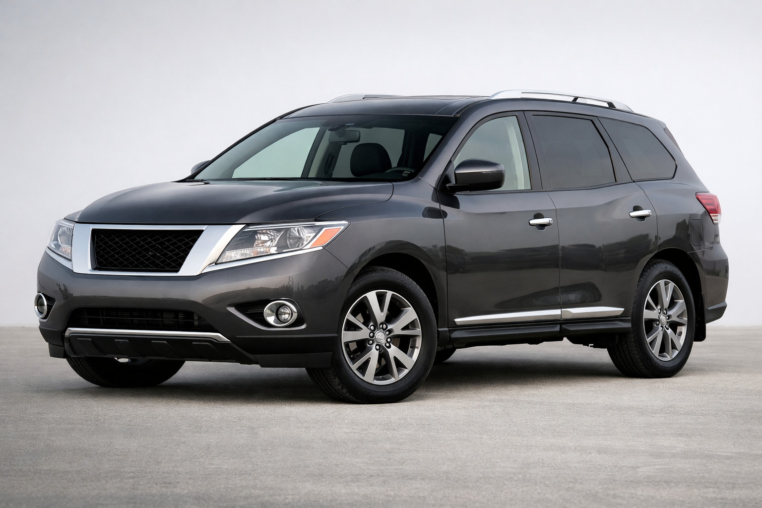 Essai Nissan Pathfinder R52 2012–2021 : SUV familial spacieux et confortable