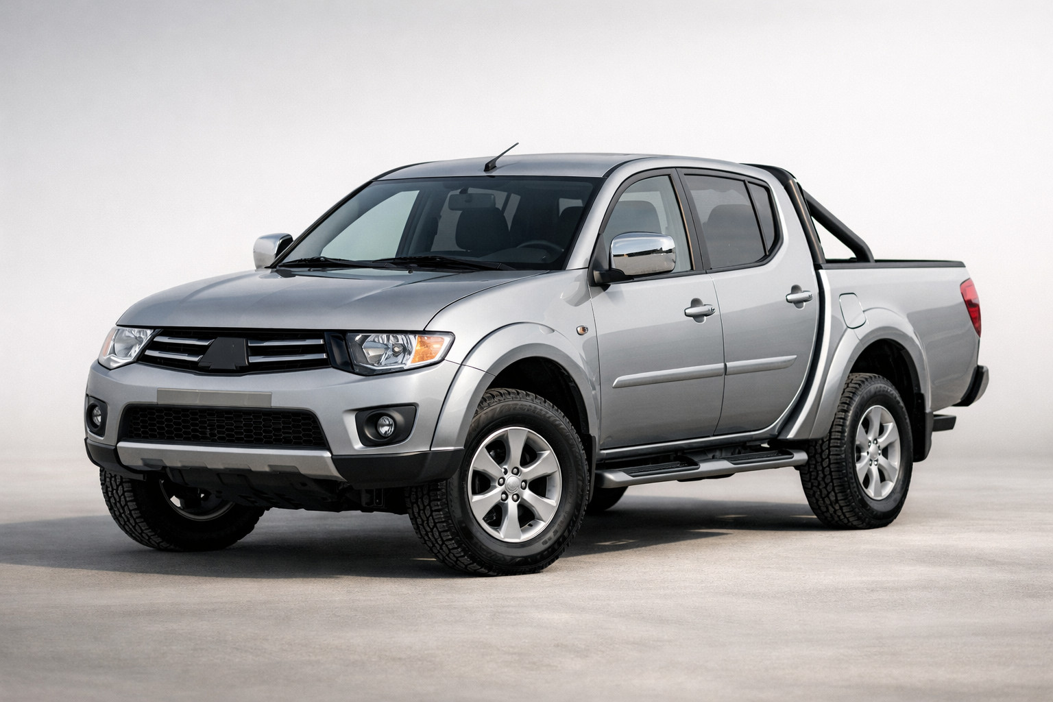 Essai du Mitsubishi L200 2006-2015 : est-il encore un pick-up de travail solide ?