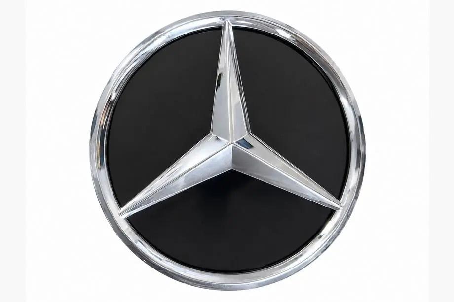 Mercedes GLE/ML class W166 2011-2018 Emblème avant avec boîtier brillant (18,4 cm) Image