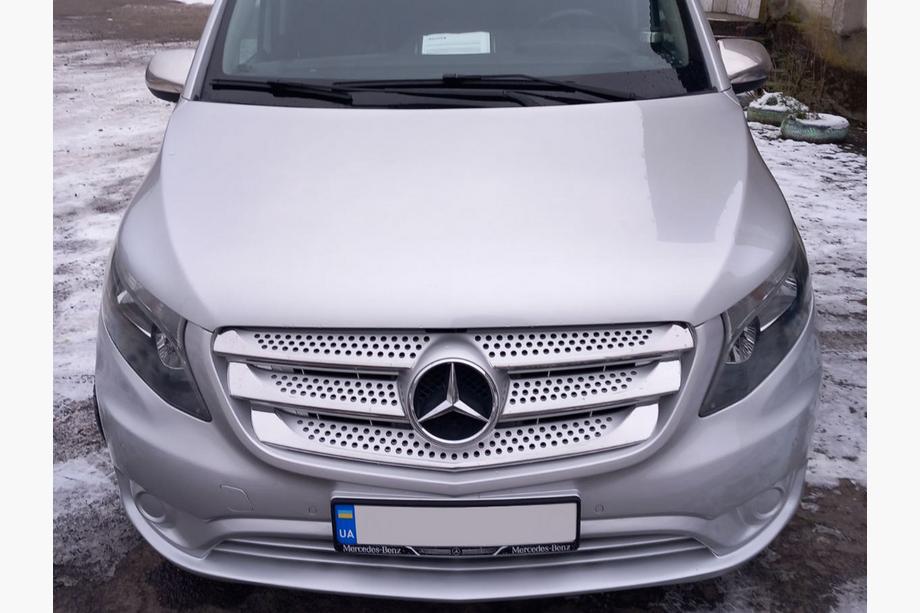Mercedes Vito/V-class W447 2014- Couvre-calandre 2014-2020 (5 pcs, inox) Image