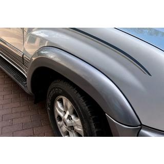 Kit d’élargisseurs d’ailes (10 pcs) Toyota Land Cruiser 100 1998-2007 photo 1