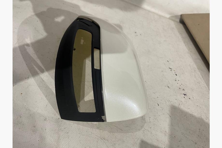 Toyota Land Cruiser 200 2007-2021 Destockage ! Coque de retroviseur (sans répétiteur, style 2016) Gauche Photo 2