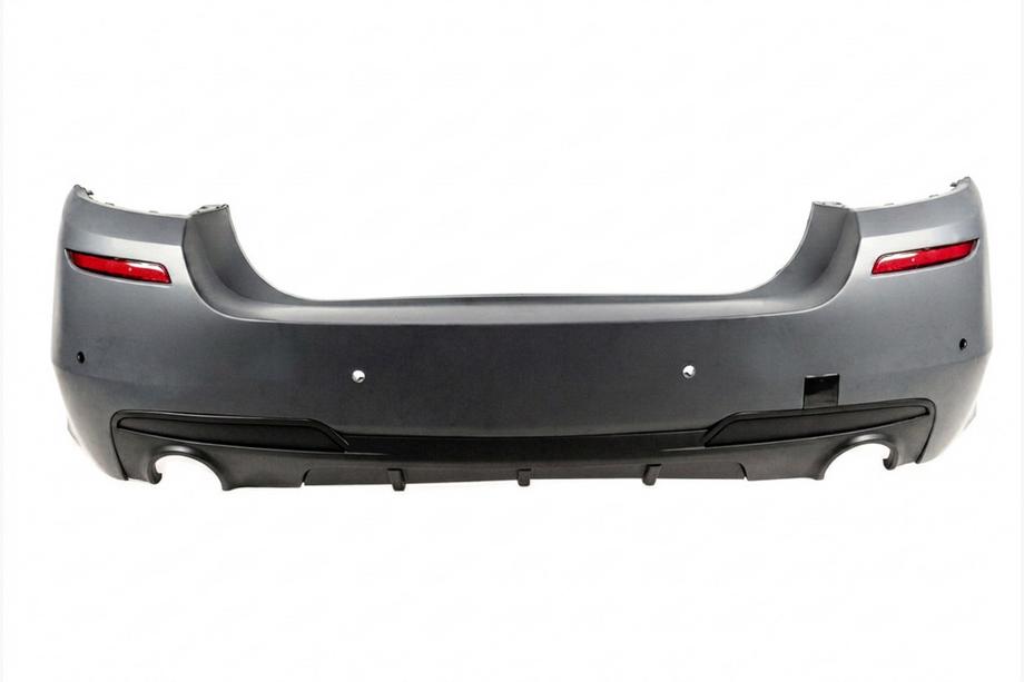 BMW 5 Series F10/F11 2010–2016 Pare-chocs arrière avec diffuseur M-Performance (pour F10, pour échappement simple à double sortie) Photo 1