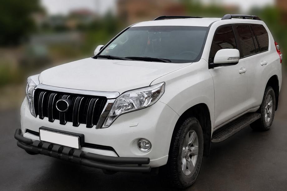 Toyota Land Cruiser Prado 150 2009-2023 Pare-buffle avant F3-31 Black (acier inoxydable) Image