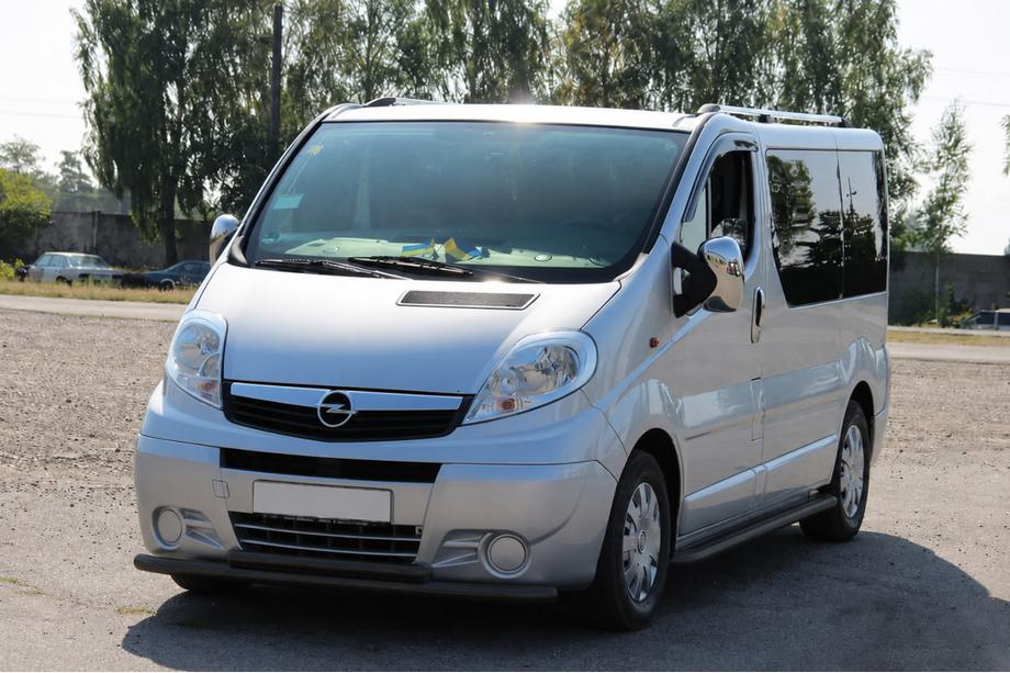 Renault Trafic 2001–2015 Protection Avant ST014 Noir (Inox) Image