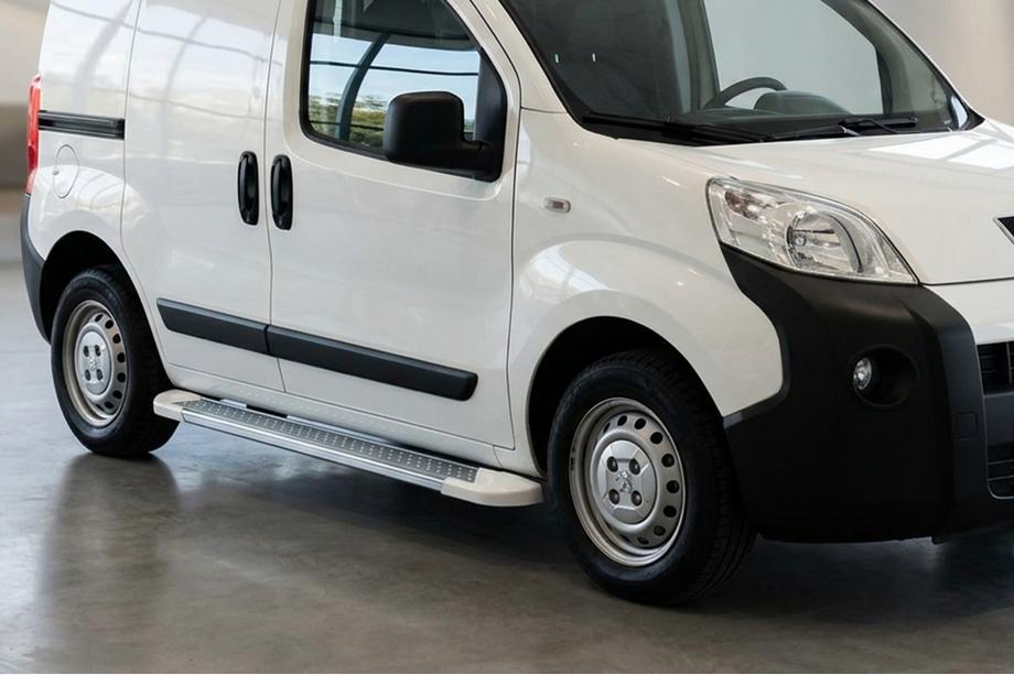 Citroen Nemo 2007-2017 Marchepieds Latéraux Allmond White (2 pcs, Aluminium) Image