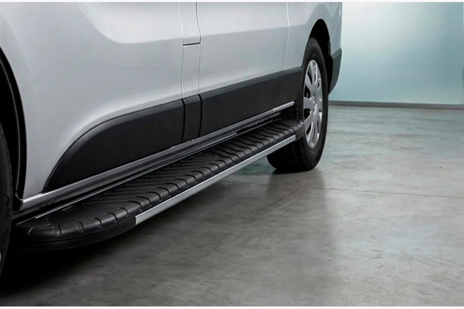 Renault Trafic 2001–2015 Marchepieds latéraux Bosphorus Grey (2 pcs, aluminium) Image