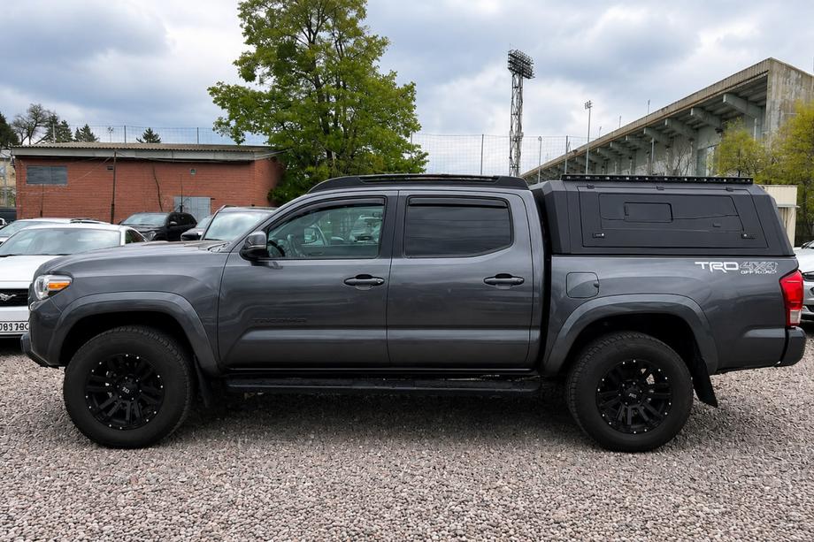 Toyota Tacoma 2015–2023 Rails de toit OEM noirs (aluminium) Photo 2