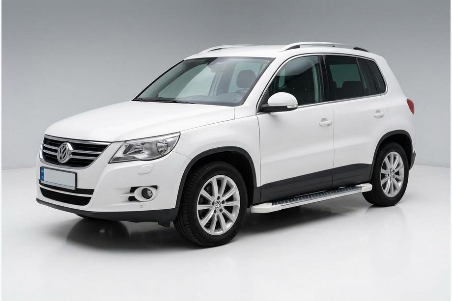 Volkswagen Tiguan 2007-2016 Marchepieds Latéraux Allmond White (2 pcs, Aluminium) Image