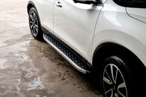 Nissan X-trail T32/Rogue 2014-2021 Marchepieds Latéraux BlackLine (2 pcs, Aluminium) photo 1