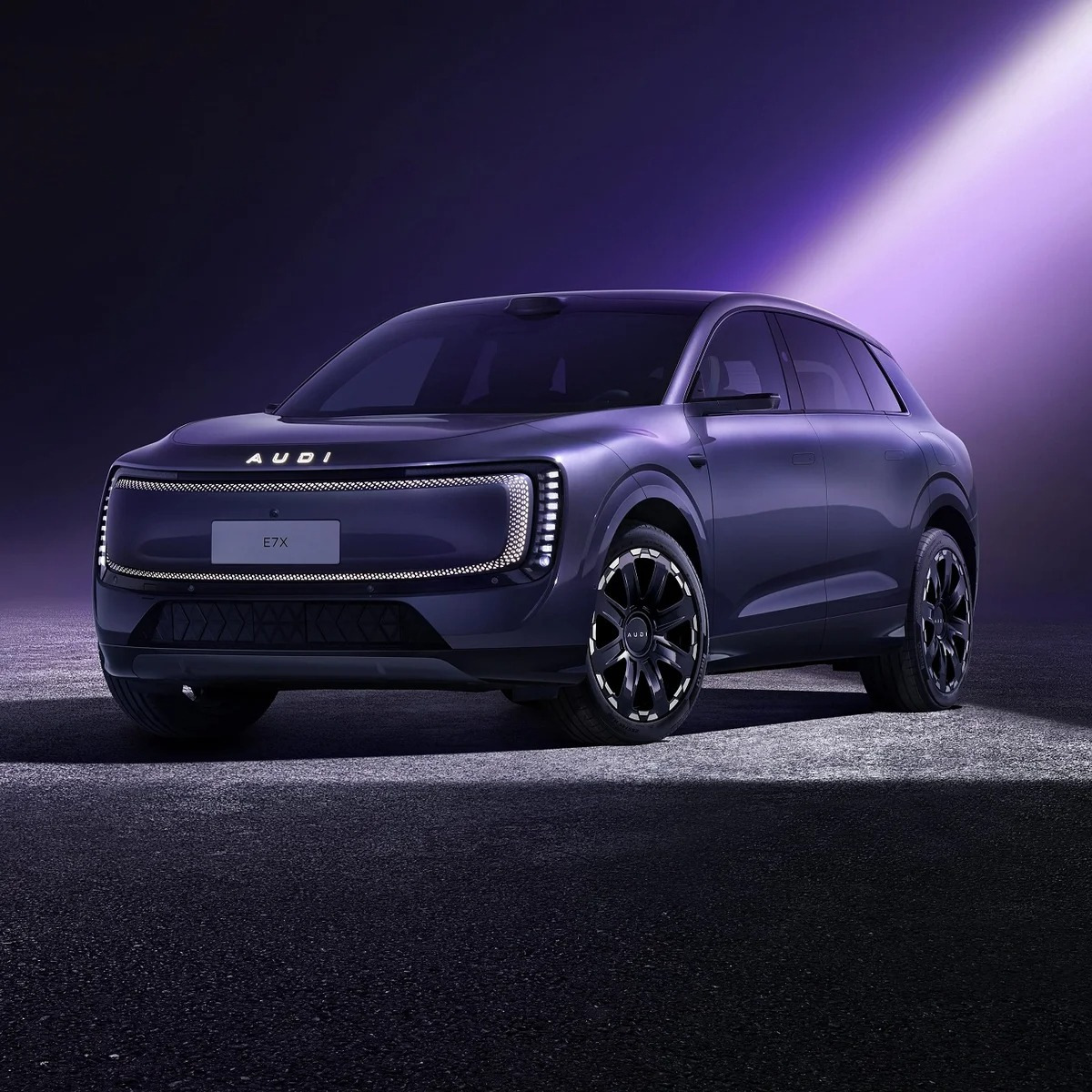 Le grand SUV Audi E7X arrive sur le marché à un prix inférieur aux attentes