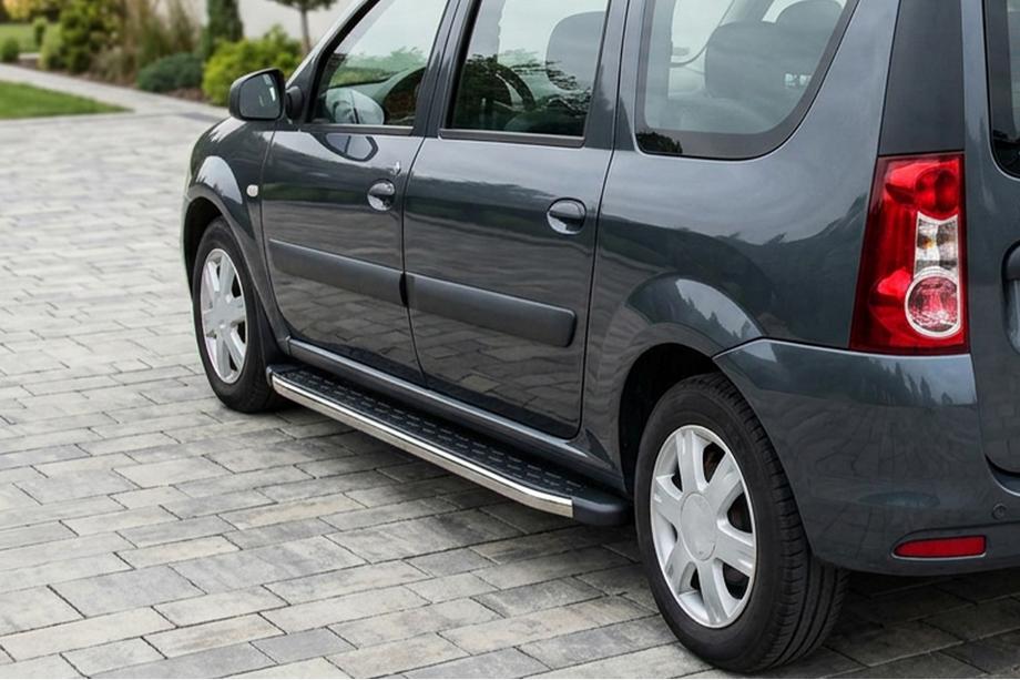 Dacia Logan MCV 2004-2014 Marchepieds Latéraux BlackLine (2 pcs, Aluminium) Image