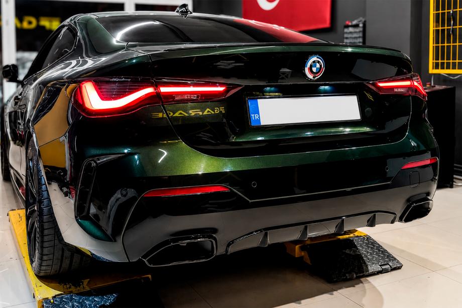 BMW 4 Series G22/23/26 2020- Diffuseur de pare-chocs arrière avec embouts d’échappement (pour G22/G23 M-Sport) Photo 1