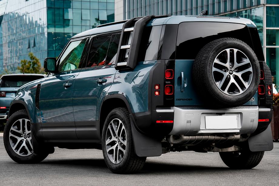 Land Rover Defender 2019- Bavettes Type-B (4 pcs) Image