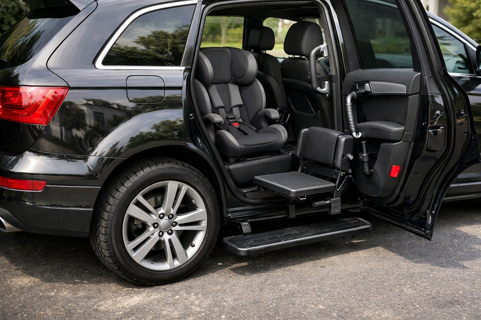 Que monter sur Audi Q7 2005-2015 pour faciliter l’accès aux enfants et seniors