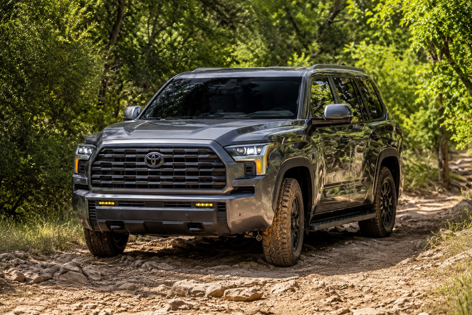 Toyota Sequoia 2027 : restylage et pack tout-terrain Trailhunter d’usine