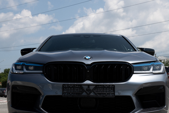 D’une BMW G30 standard à une M5 Competition 2021 : ce qui a été installé Photo 26