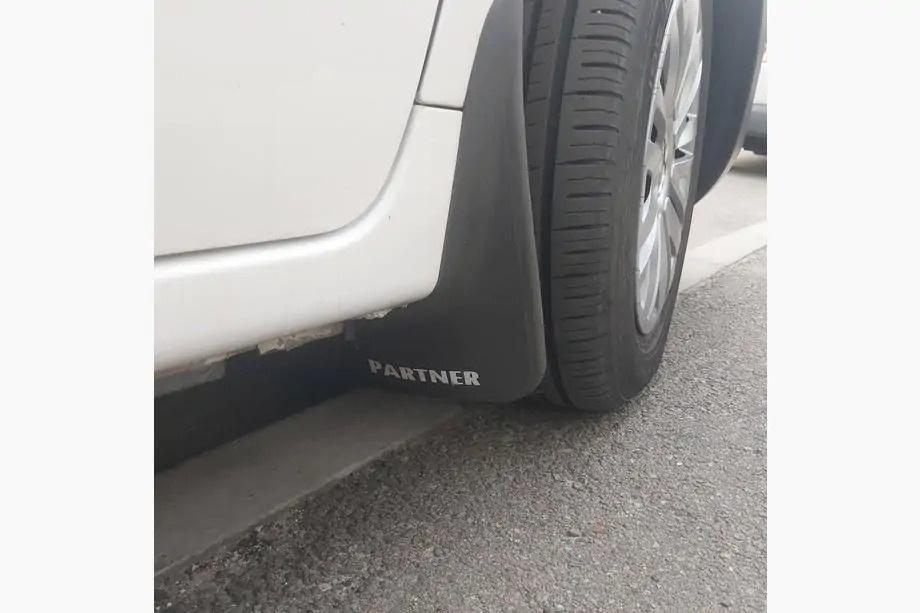Peugeot Partner Tepee 2008-2018 Bavettes Premium sur mesure (Partner, Turquie) Image