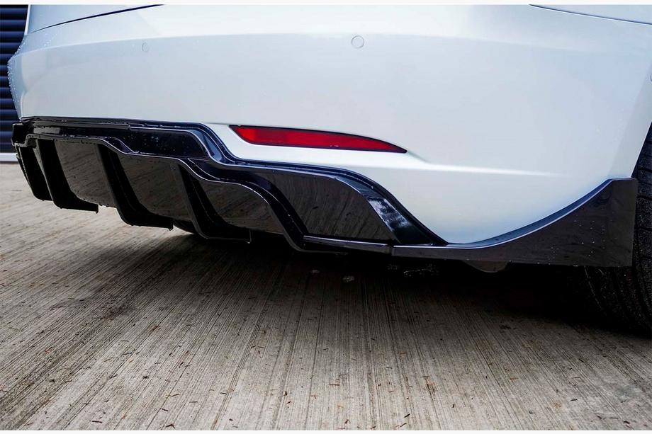 Tesla Model 3 2017- Diffuseur de pare-chocs arrière Fast (pour 2017-2023) Image