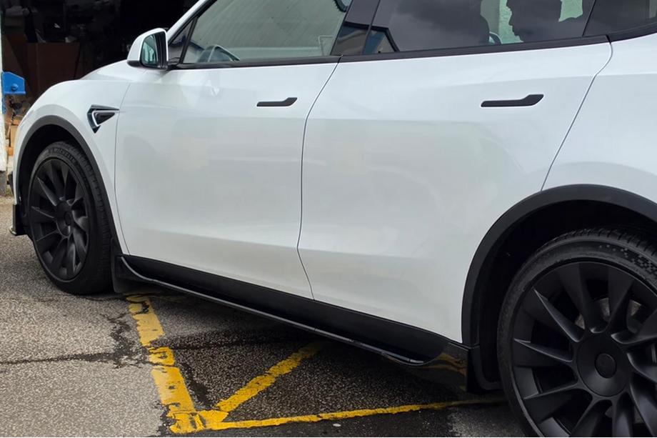 Tesla Model Y 2020- Couvre-bas de caisse Fast (pour 2020-2024) Image