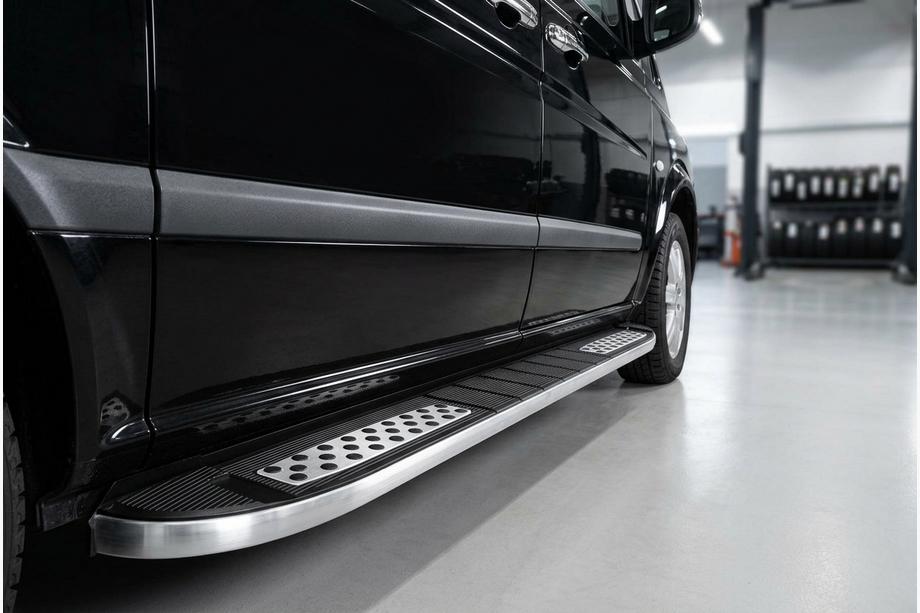 Mercedes Vito/V-class W447 2014- Marchepieds Latéraux Tayga V2 (2 pcs, Aluminium) Image