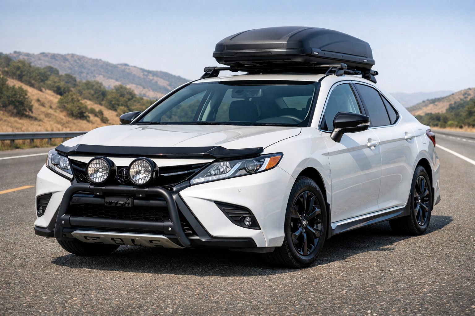 Que monter sur Toyota Camry 2017–2023 pour autoroute et protection avant