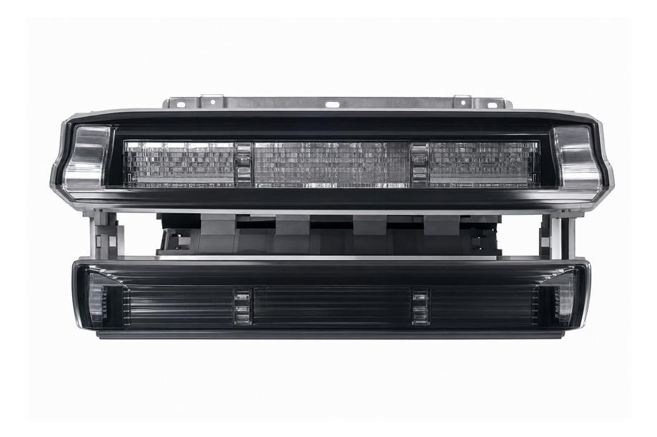 Land Rover Defender 2019- Cadre enjoliveur de cache crochet de remorquage de pare-chocs arrière, noir Photo 1