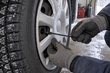 Enjoliveurs en hiver : tombent-ils dans la neige et comment les fixer ? photo 1