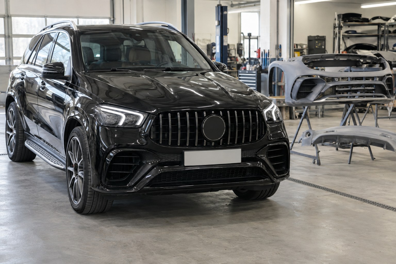 Mercedes ML/GLE W166 dans le style du W167 GLE53 : restylage vers la nouvelle génération – que contient le kit et est-ce rentable ?