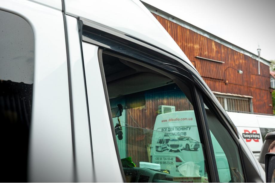 Volkswagen Crafter 2006-2016 Déflecteurs de Vitres (2 pcs, Sunplex Sport) Photo 8