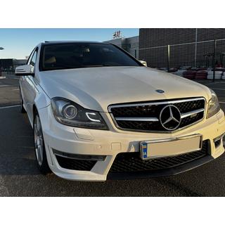 Kit carrosserie C63 AMG Mercedes C-class W204 2007-2015 photo 1